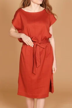Louna Mekko, Ruosteenpunainen