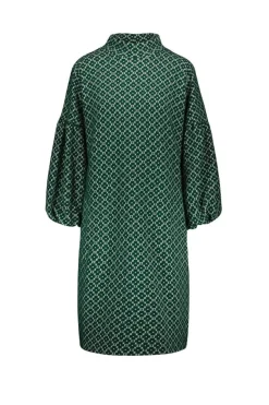 Nouki Talvikki Mekko, Apila